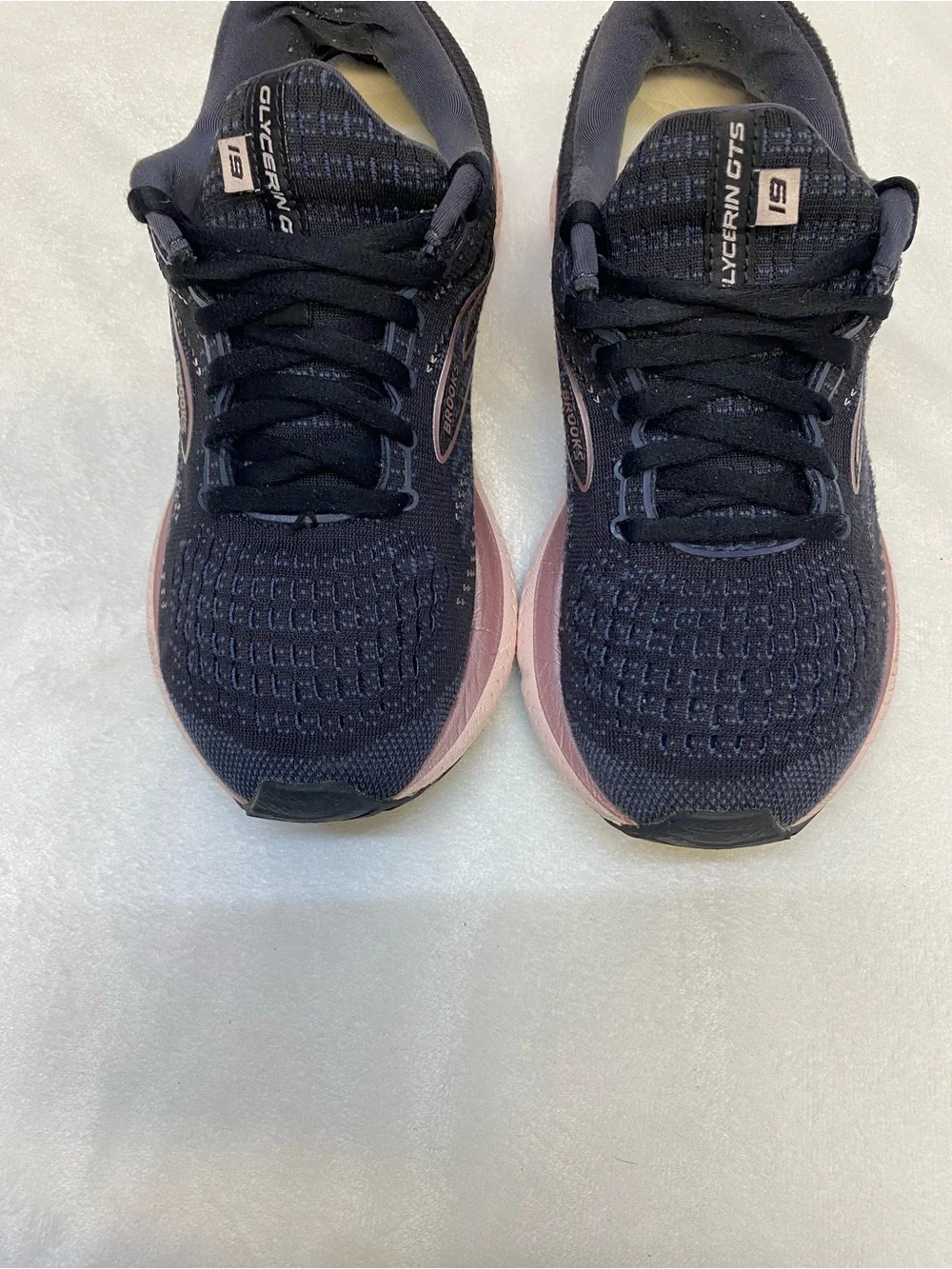 Brooks Womens Glycerin 19 Charcoal Pink Running Athletic Shoes Size 7 medium B